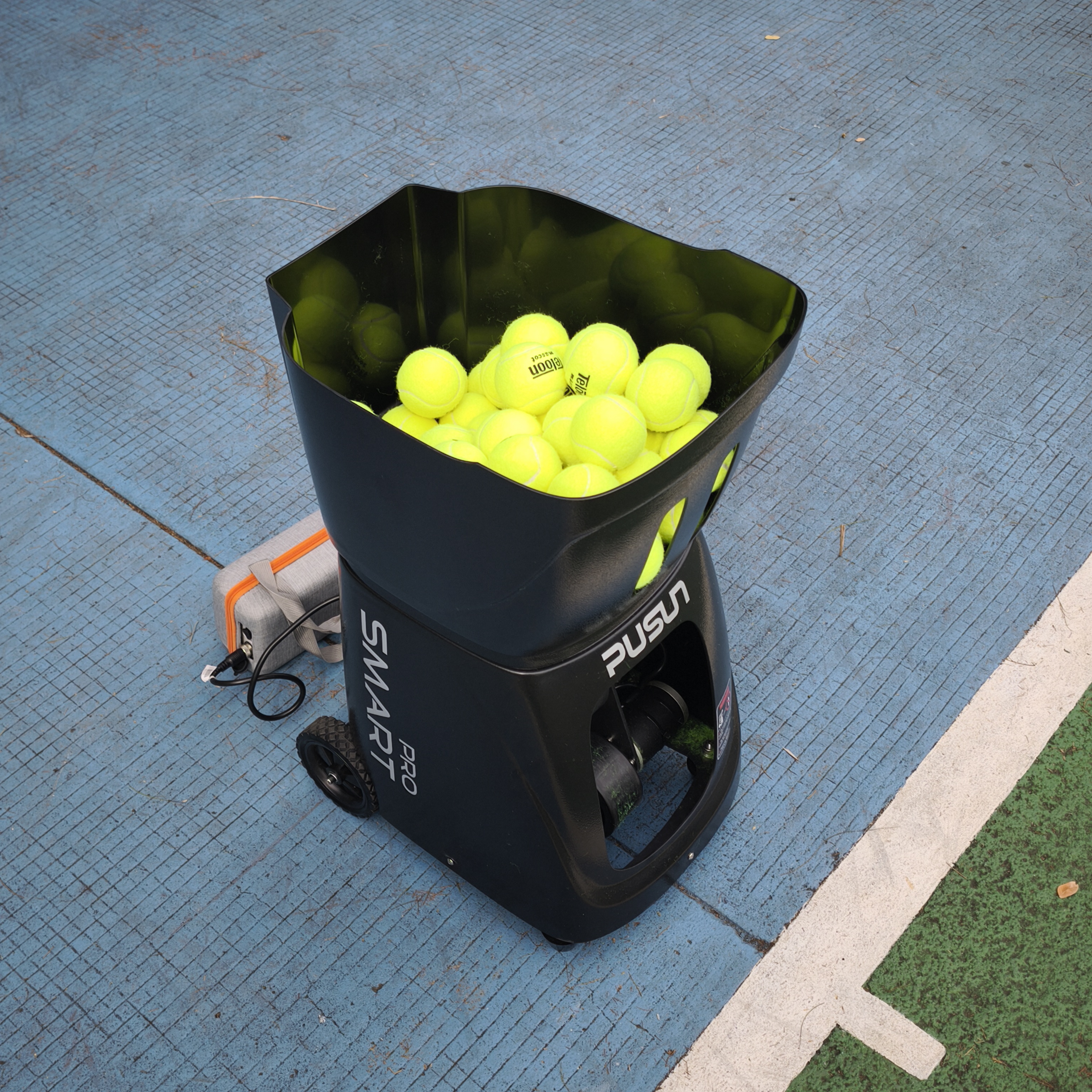 Automatic Ball Feeder